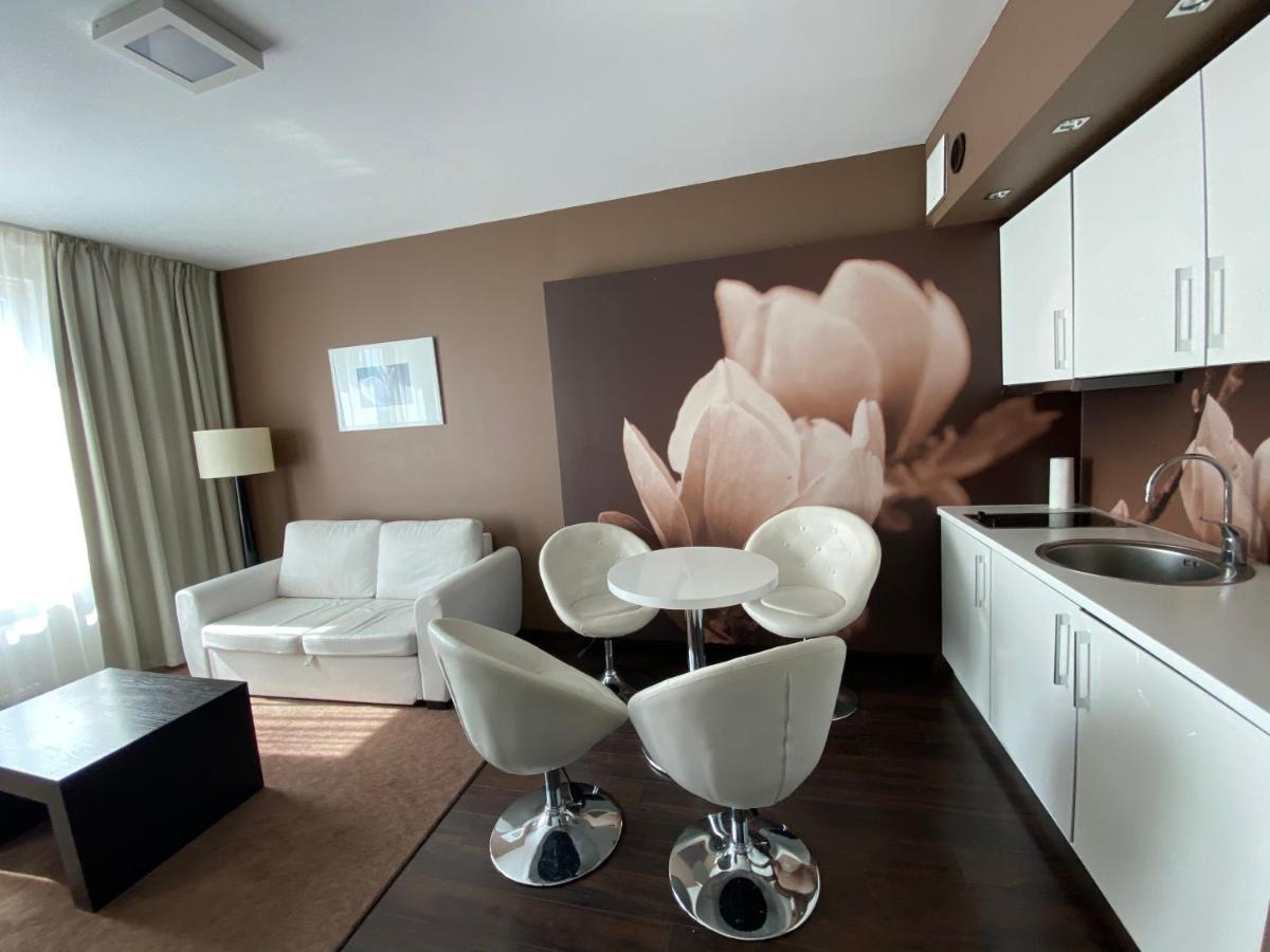 Apartament Prywatny Salon Z Aneksem Kuchennym I Sypialnia W Hotelu Diva Kolobrzeg Dış mekan fotoğraf